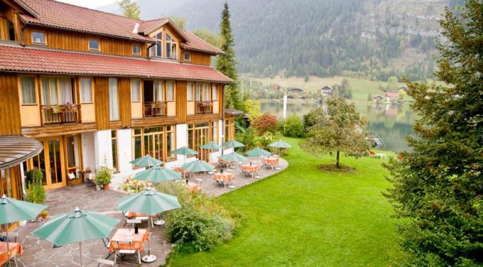 Hotel Haus Am See ヴァイセンゼー エクステリア 写真